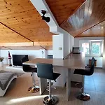 Apartmaji Ri-100 Πορτορόζ