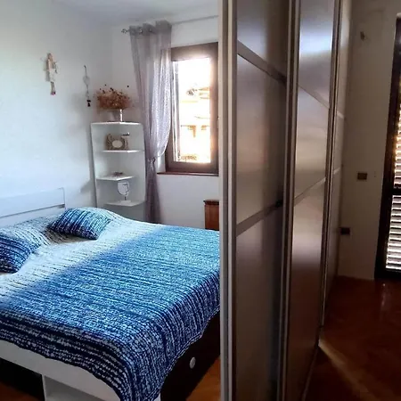 Apartmaji Ri-100