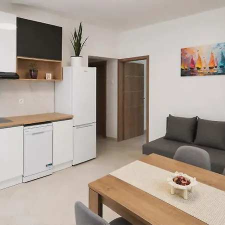 Apartmaji Ri-100 * Portorož