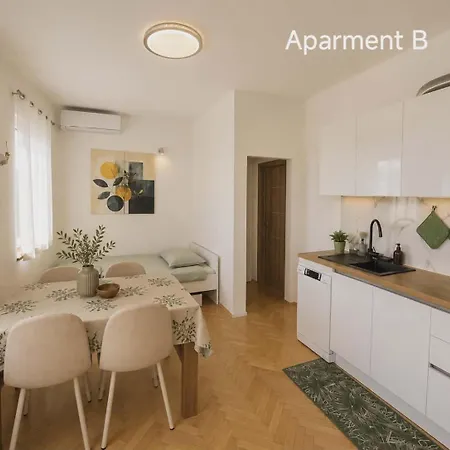 Apartmaji Ri-100 * Portorož