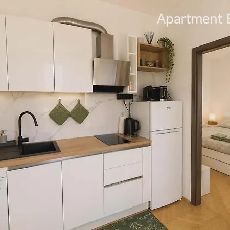 Daire Apartmaji Ri-100 *